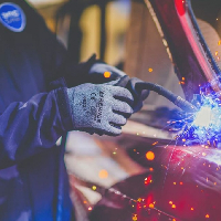 Karosszéria hegesztés.