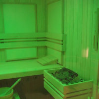 Szaunakályha, fényterápia