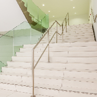 Lépcsőházak üzemeltetés szerű- és nagytakarítása