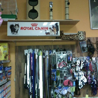 Pórázok nyakörvek .....stb